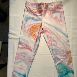 Peloton Golden Swirl Leggings Capri
